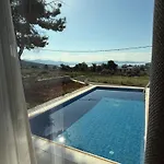 Theologos Residencies Σπίτι διακοπών *