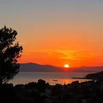 Σπίτι διακοπών Theologos Residencies
