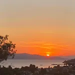Σπίτι διακοπών Theologos Residencies *