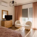 Σπίτι διακοπών Theologos Residencies